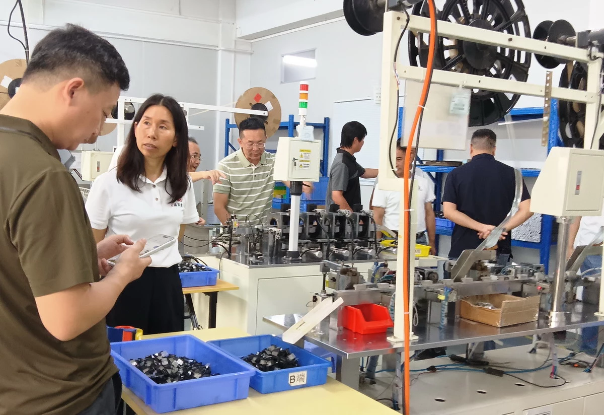 热烈欢迎东莞盛和塾西部塾领导一行莅临富上电子参观指导(图2) 热烈欢迎东莞盛和塾西部塾领导一行莅临富上电子参观指导(图2)